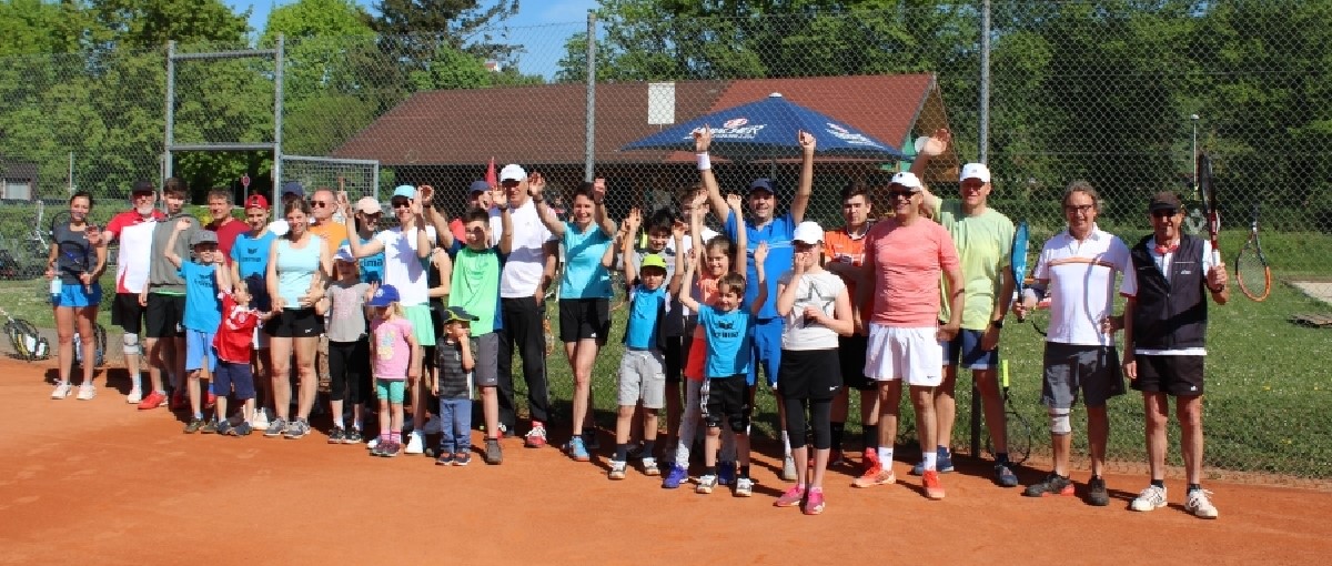 Testbild Tennis Mannschaft 1200 breit